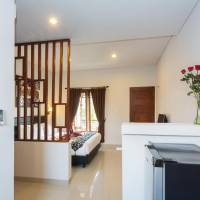 Superior Double Room with Pool View