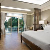 Deluxe Double Room with Pool Access