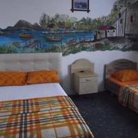 Трехместный