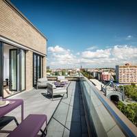 Family Apartment with Terrace
