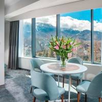 Suite with Mountain View