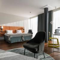 Superior Twin Room with Sofa Bed (2 adults + 2 children)