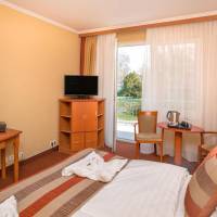 Standard Double Room with Lake View