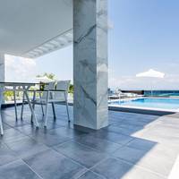 Deluxe Suite with Sea View