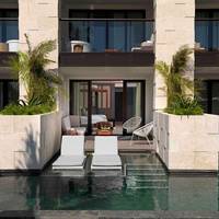 Alcoba Exterior Pool King - 2