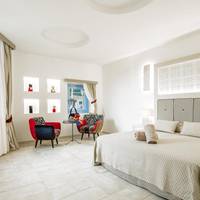 King Room with Spa Bath