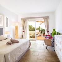 King Room with Spa Bath
