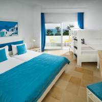 Quadruple Room with Sea View