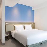 Smart Room Hollywood with View