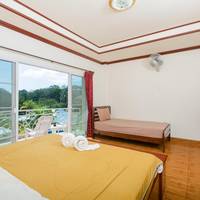 Apartment with Balcony (3 Adults)