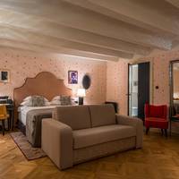 Superior Double or Twin Room with Atrium View