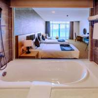 Deluxe Twin Room with Sea View
