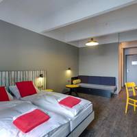Double Room for Single Use
