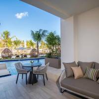 Junior Suite Swim Up Double - ADULTS ONLY