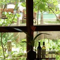 Bungalow with Garden View