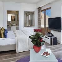 Deluxe Suite with Sea View