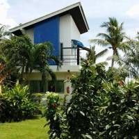 Villa - Beach Front