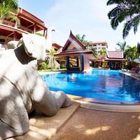 Three-Bedroom Suite with Pool Access (4 adults +1 children)