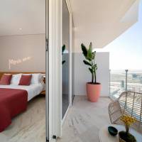 Superior Sky King Room