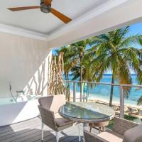 Junior Suite Ocean View King with Soaking Tub