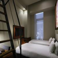 Standard Twin Room with Loft - 12th Floor - Non-Smoking