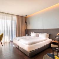 Superior Room with City View