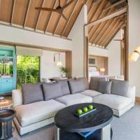 King Grand Reef Villa with Pool