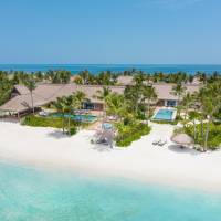 Three Bedroom Grand Beach Villa with Pools