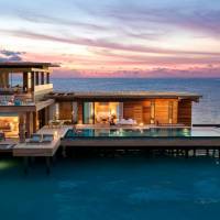 Stella Maris Ocean Villa with Pool