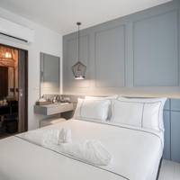 Deluxe Double or Twin Room with City View