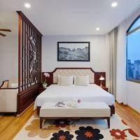 Postumia Suite
