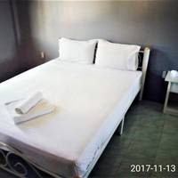 Apartment With Shared Bathroom