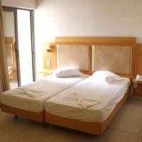 Studio (3 Adults)