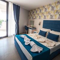 Deluxe Double Room with Extra Bed