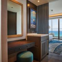 Deluxe Room with Ocean View