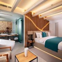 King Suite with Sea View - Historical building