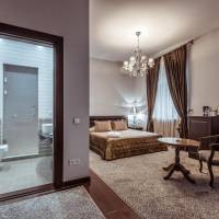 King Room