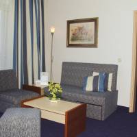 Family Room (2 Adults + 2 Children 0-12 years)