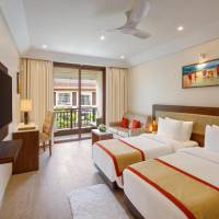 Deluxe Twin Room with Balcony