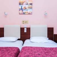 Superior One-Bedroom Apartment (4 Adults)