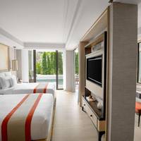 Superior Twin Room with Pool Access