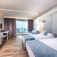 Superior Double Room with Sea View (2 Adults)