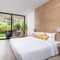 Deluxe Room with Schedule Boat Transfer