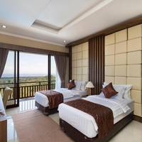 Suite Ocean View with Twin Beds