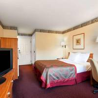 Queen Room - Disability Access/Non-Smoking