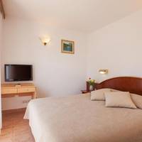 Single Room with Balcony and Sea View