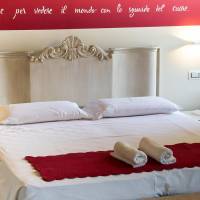 Quadruple Room with Private Bathroom