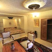 Triple Cave Room