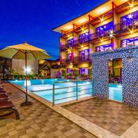 Deluxe Double Room with Pool View