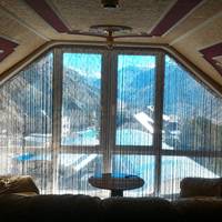 Apartment with Mountain View